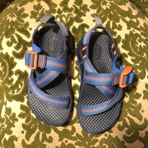 Chaco, size 10 toddler